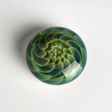 Load image into Gallery viewer, Siliana glass jewel